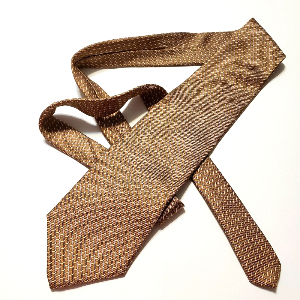EUC BROOKS BROS. Brown & cream geometrical tie